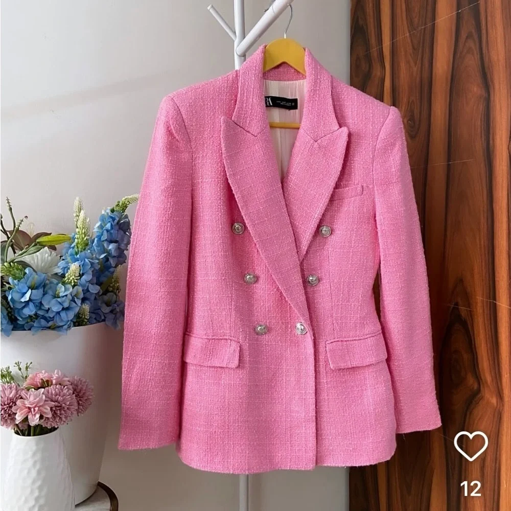 VIRAL NEW ZARA DOUBLE BREASTED BLAZER
🚨FIRM PRICE NO DISCOUNT ON tHIS BLAZER - Picture 4 of 15